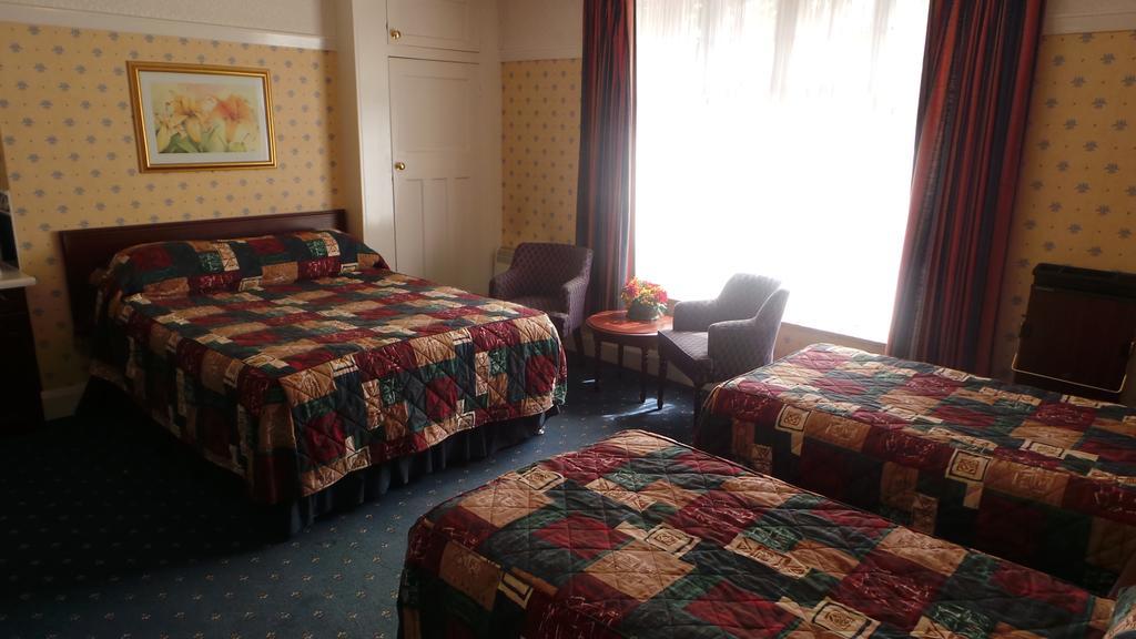 Roselawn Hotel Reading Kültér fotó